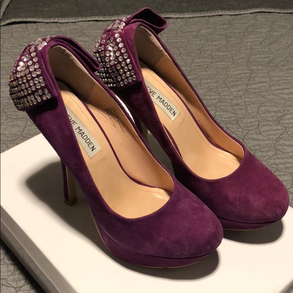 Steve Madden Suede Plum heels